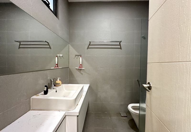 3.5-Storey Terrace for Sale Fields of Gold Villa Senja Rawang, Rawang