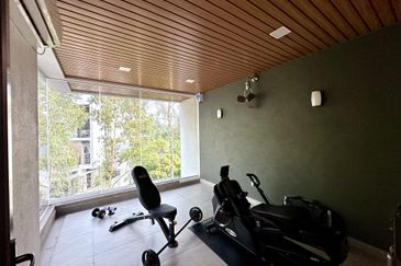 3.5-Storey Terrace for Sale Fields of Gold Villa Senja Rawang, Rawang