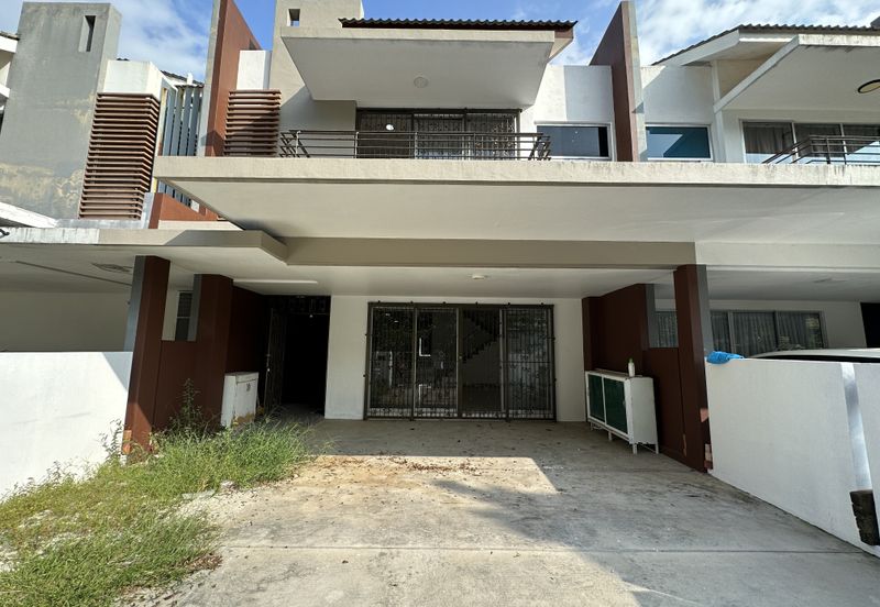 Emerald Garden, Kota Emerald