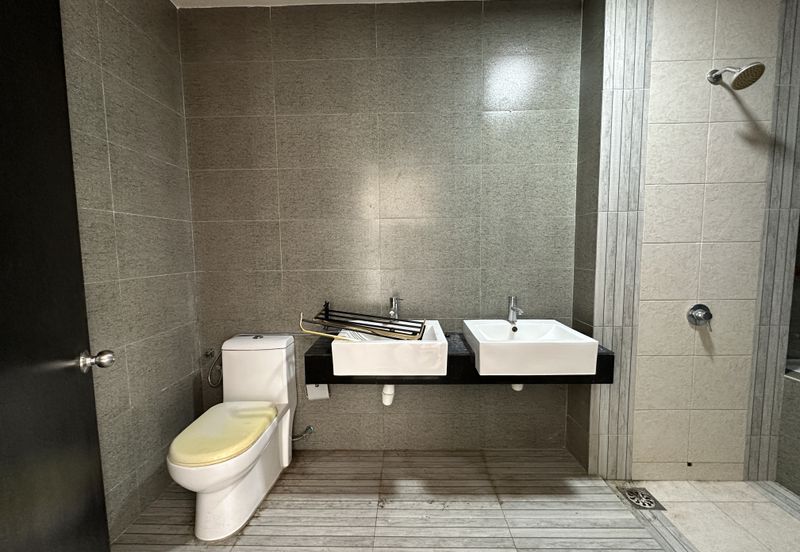 Emerald Garden, Kota Emerald