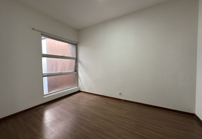 Emerald Garden, Kota Emerald