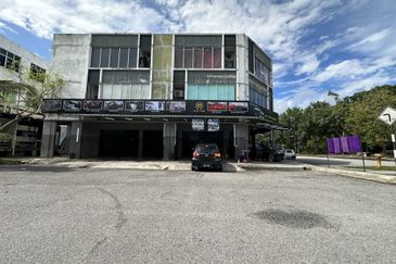 Saujana Rawang - Ground Floor Shoplot For Rent 