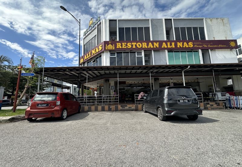 Saujana Rawang - Ground Floor Shoplot For Rent 