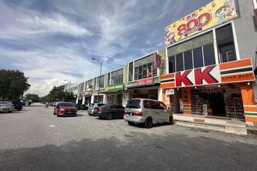 Saujana Rawang - Ground Floor Shoplot For Rent 