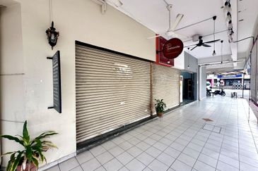 SU Mall Saujana Utama Sg Buloh