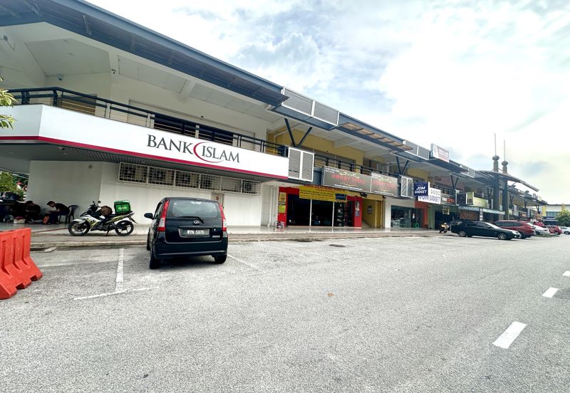 SU Mall Saujana Utama Sg Buloh
