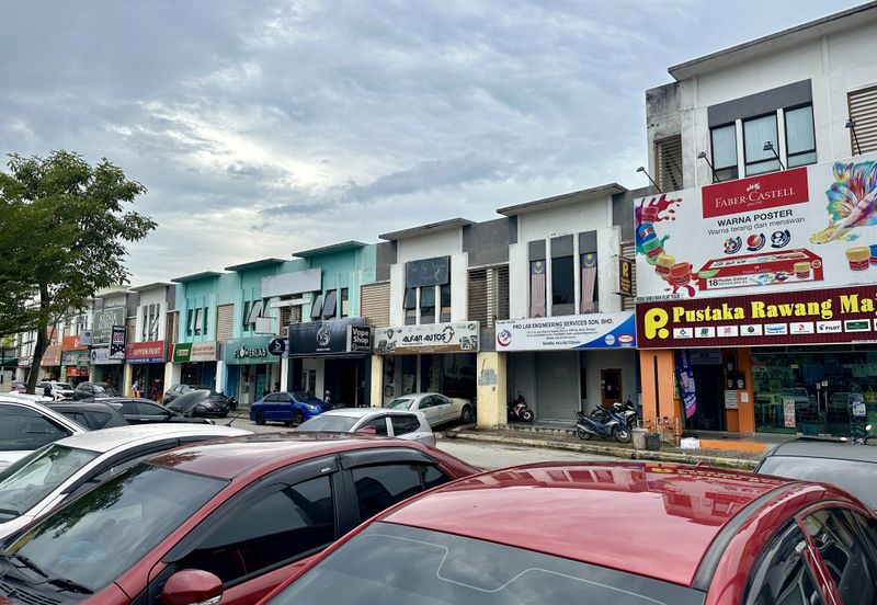 SU Mall Saujana Utama Sg Buloh