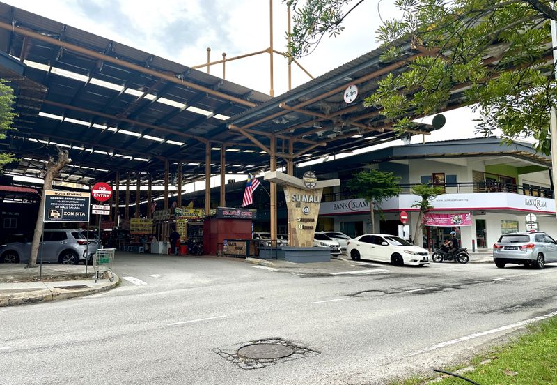 SU Mall Saujana Utama Sg Buloh