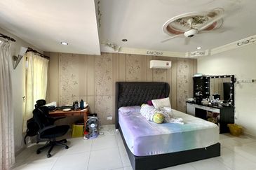 Bandar Country Homes