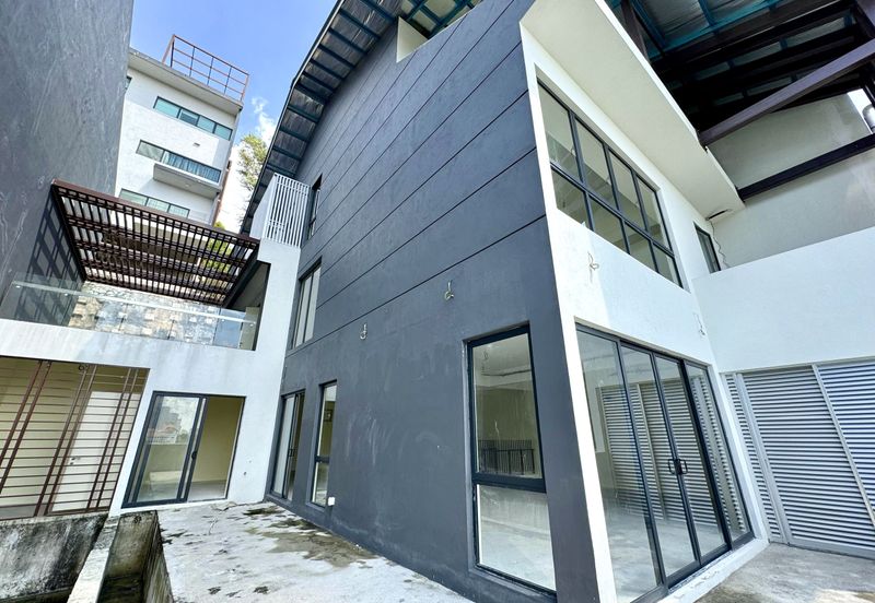 Santuari Park Pantai *