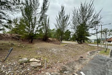 Bungalow land for sale at the peak of Peridot Precinct Kota Emerald East Rawang
