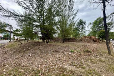 Bungalow land for sale at the peak of Peridot Precinct Kota Emerald East Rawang