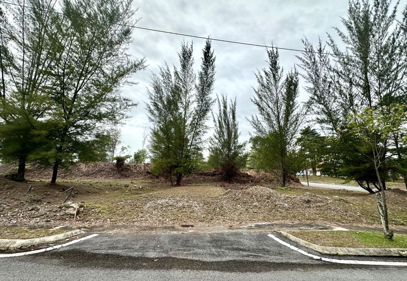 Bungalow land for sale at the peak of Peridot Precinct Kota Emerald East Rawang