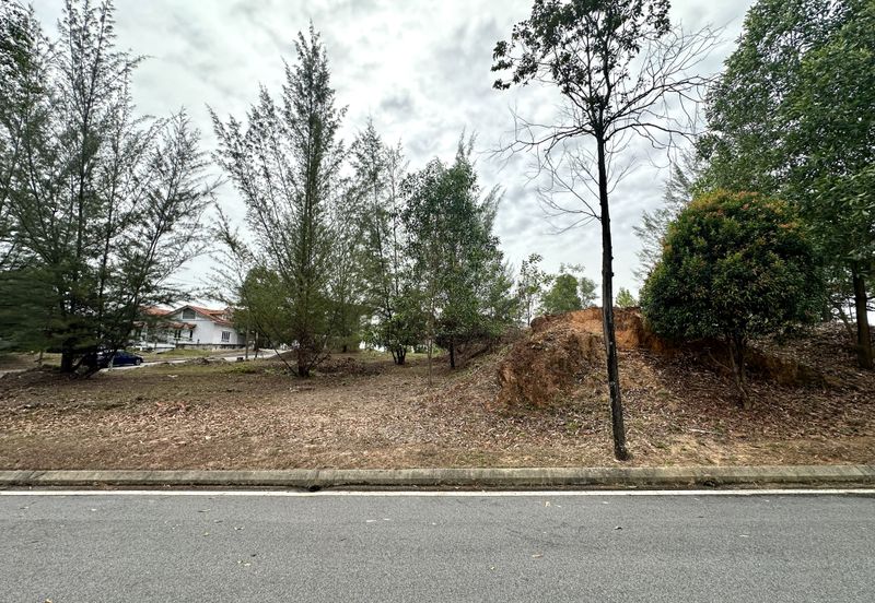 Bungalow land for sale at the peak of Peridot Precinct Kota Emerald East Rawang