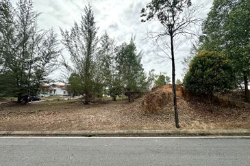 Bungalow land for sale at the peak of Peridot Precinct Kota Emerald East Rawang