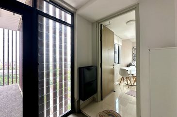 DEX Suites 2.0 (Tower B) @ Kiara East