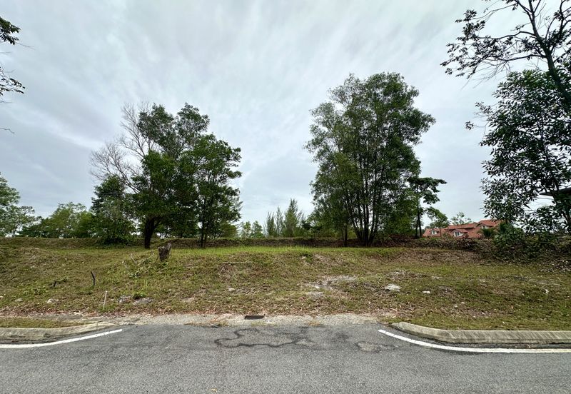 Bungalow land for sale at the peak of Peridot Precinct Kota Emerald East Rawang
