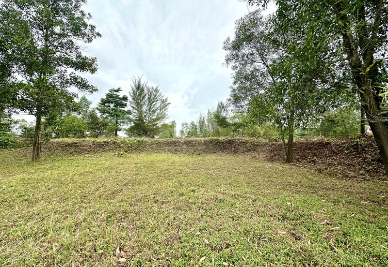 Bungalow land for sale at the peak of Peridot Precinct Kota Emerald East Rawang