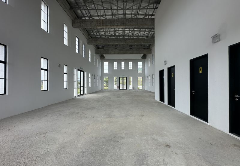 Oxford Square @ Anggun World Rawang - English-Inspired Commercial Hub