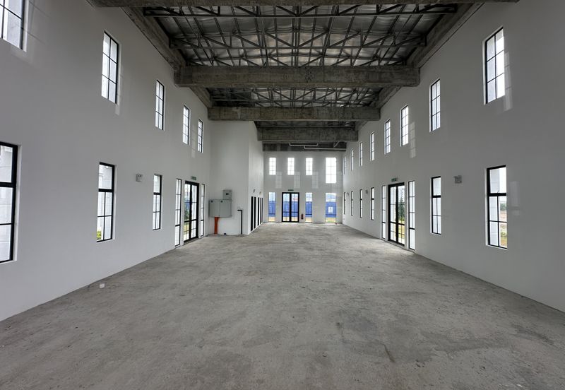 Oxford Square @ Anggun World Rawang - English-Inspired Commercial Hub