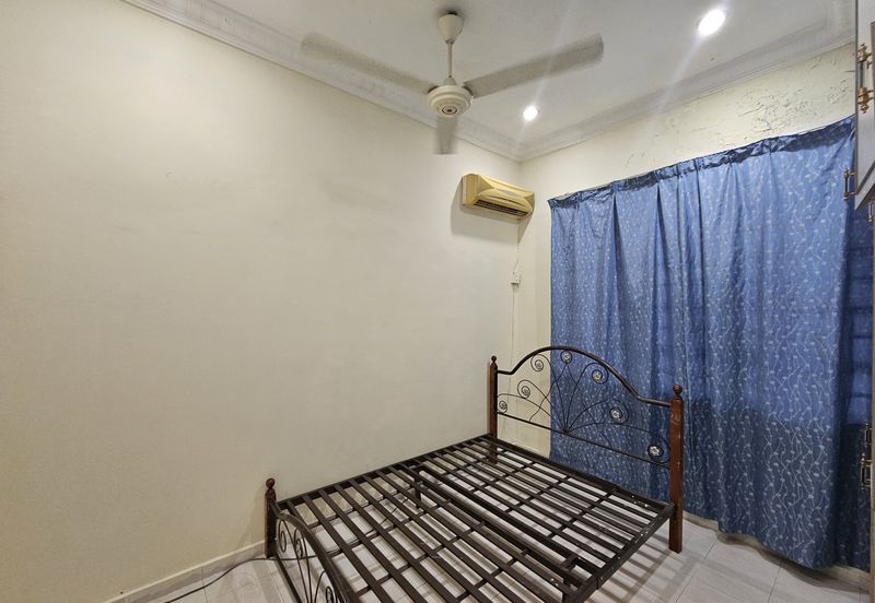 Happy Garden (Taman Gembira)