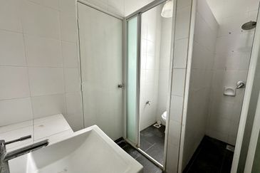 2-Storey Corner-lot Bungalow for Sale Zara Saujana, Rawang