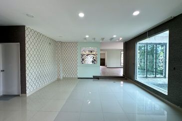 2-Storey Corner-lot Bungalow for Sale Zara Saujana, Rawang