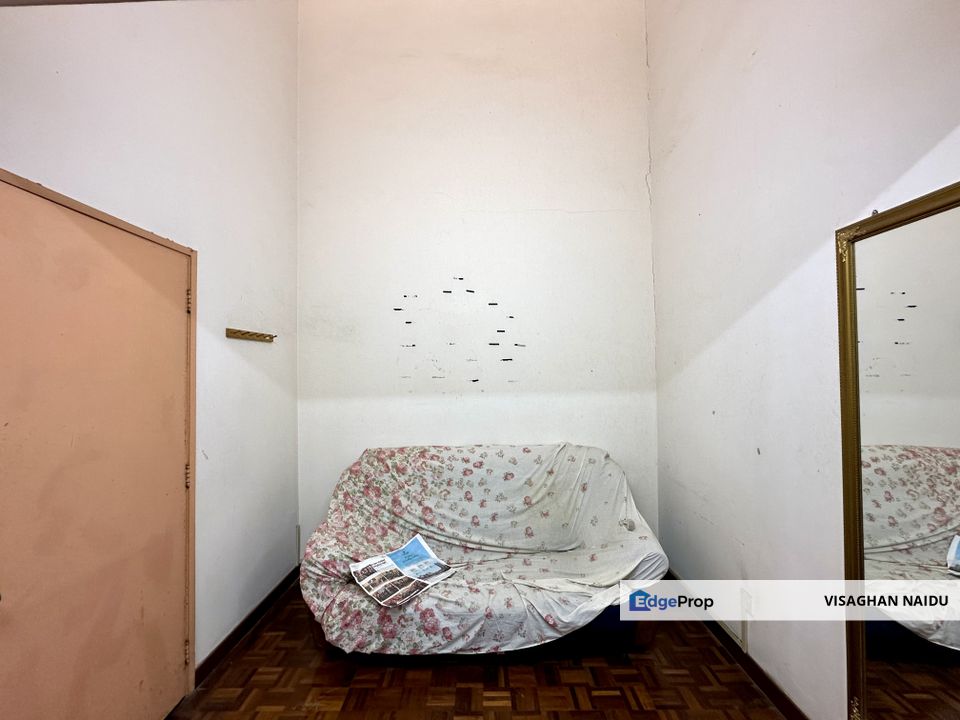 2-Storey Terrace for Sale Desa 7 Bandar Country Homes, Selangor, Rawang