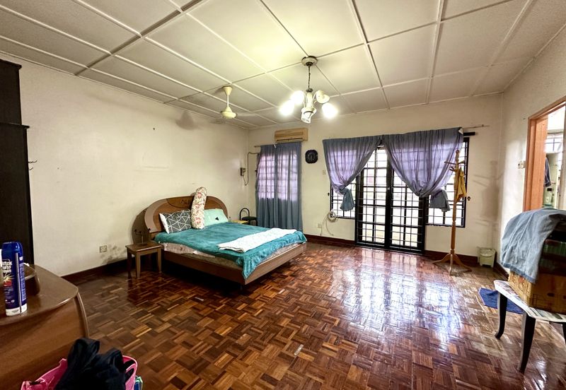 Bandar Country Homes