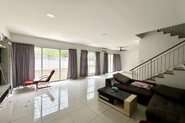 Emerald Garden, Kota Emerald