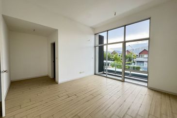 2-Storey Corner Lot with Extra Land at Danau Ceria, Gamuda Gardens