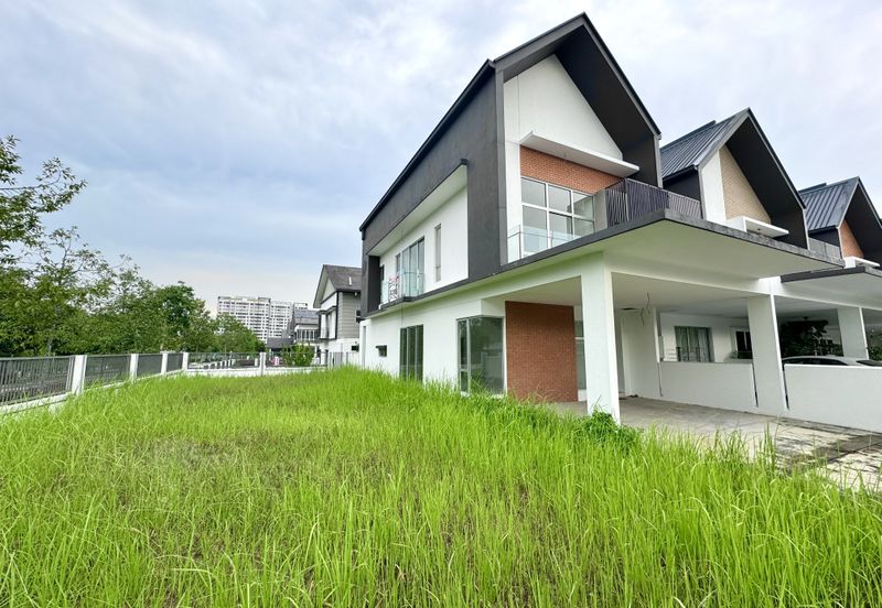2-Storey Corner Lot with Extra Land at Danau Ceria, Gamuda Gardens