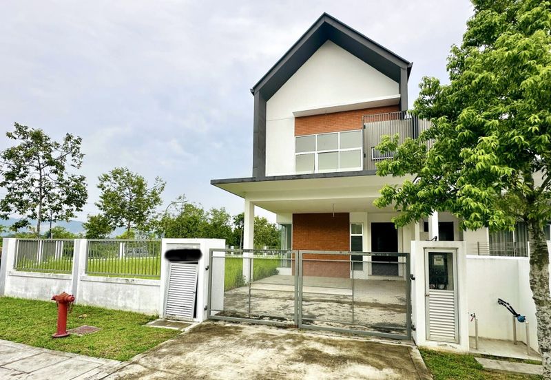 2-Storey Corner Lot with Extra Land at Danau Ceria, Gamuda Gardens