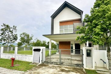 2-Storey Corner Lot with Extra Land at Danau Ceria, Gamuda Gardens