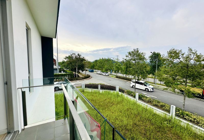 2-Storey Corner Lot with Extra Land at Danau Ceria, Gamuda Gardens