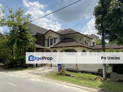 DOUBLE STOREY SEMI D Jalan Tengku Ampuan Basik Sekyen 9, Shah Alam, Selangor, Shah Alam