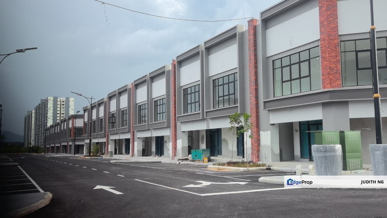 Gamuda Gardens new Shop ready June 2026.  Up & coming area. Many units., Selangor, Rawang