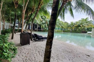 LaCosta, Sunway South Quay