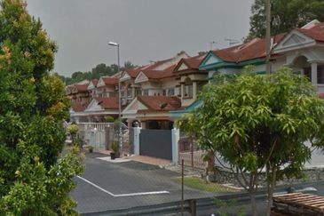 20x70sf pFurnish Puteri Puchong Ample Parking