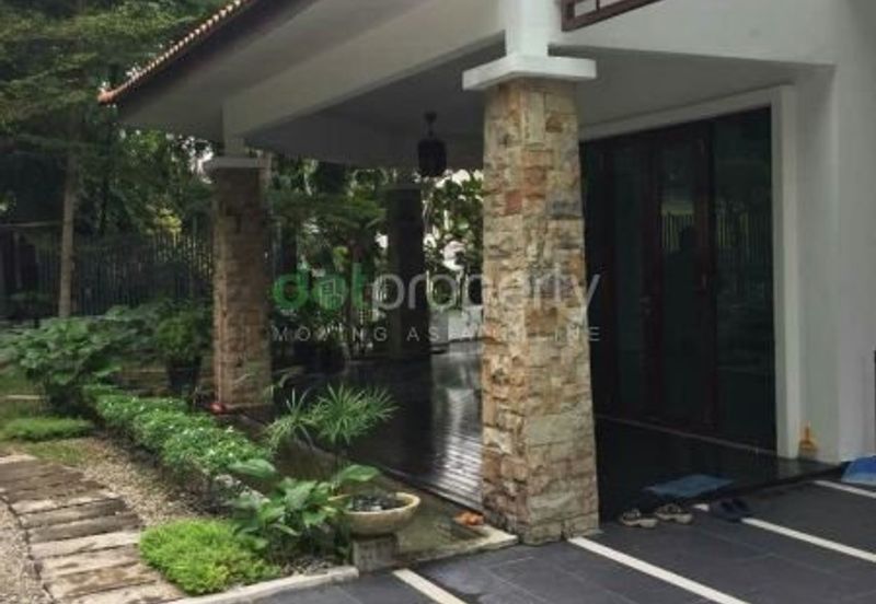 Renovated 2sty semid bungalow oug happy garden