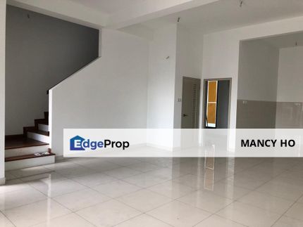 2sty new renovated extended terrace puchong utama, Selangor, Puchong