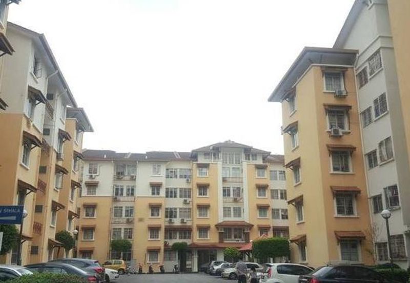 Semarak Apartment
