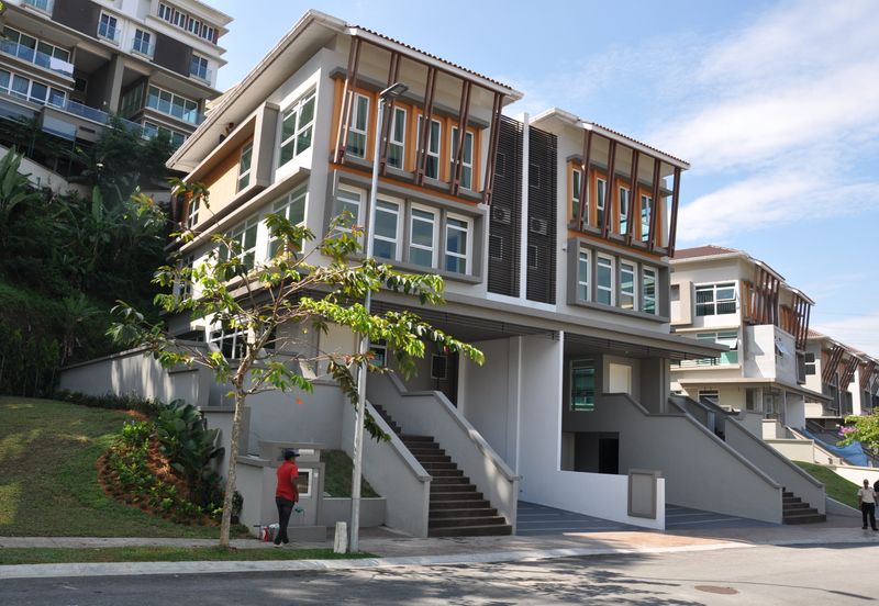 Rafflesia @ The Hill