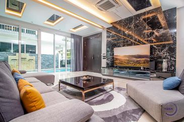 Fully nice reno bungalow 8000sf 