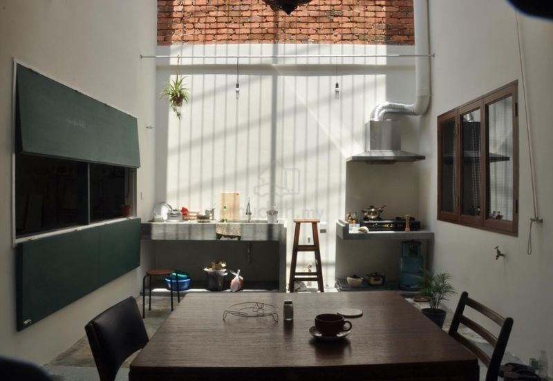 Vista Alam Serviced Apartment