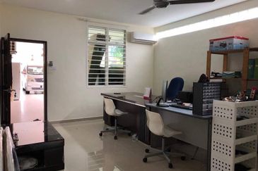 Desa Pinggiran Putra