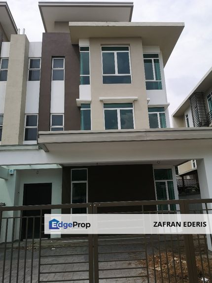 3 Storey Semi-D Ramal Villa Kajang, Selangor, Bangi