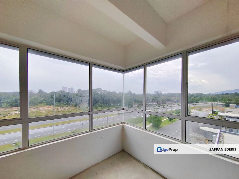 Alpinia Retails Desa Cempaka Nilai Shop Lot End Lot, Negeri Sembilan, Nilai