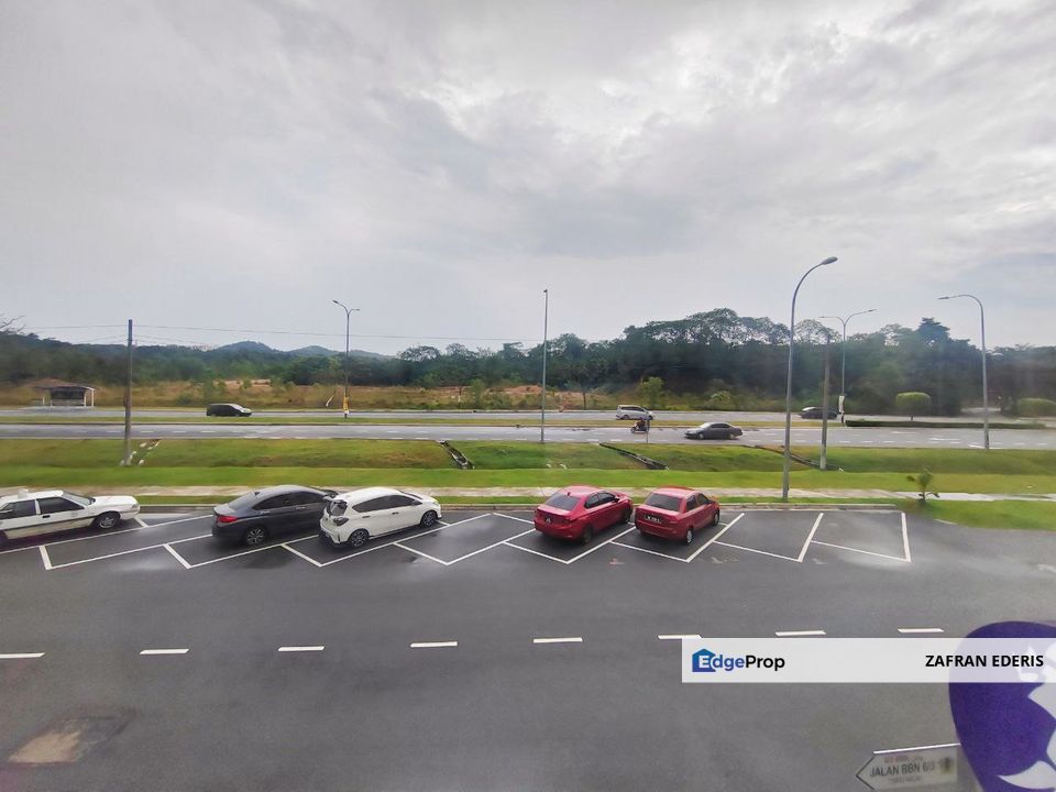 Alpinia Retails Desa Cempaka Nilai Shop Lot Level 1 End Lot, Negeri Sembilan, Nilai