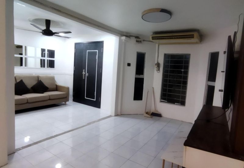 Taman Dahlia, Sepang